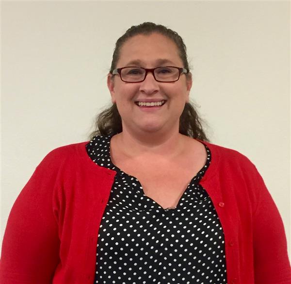 Amy Bradshaw, Barcelona Middle Principal 